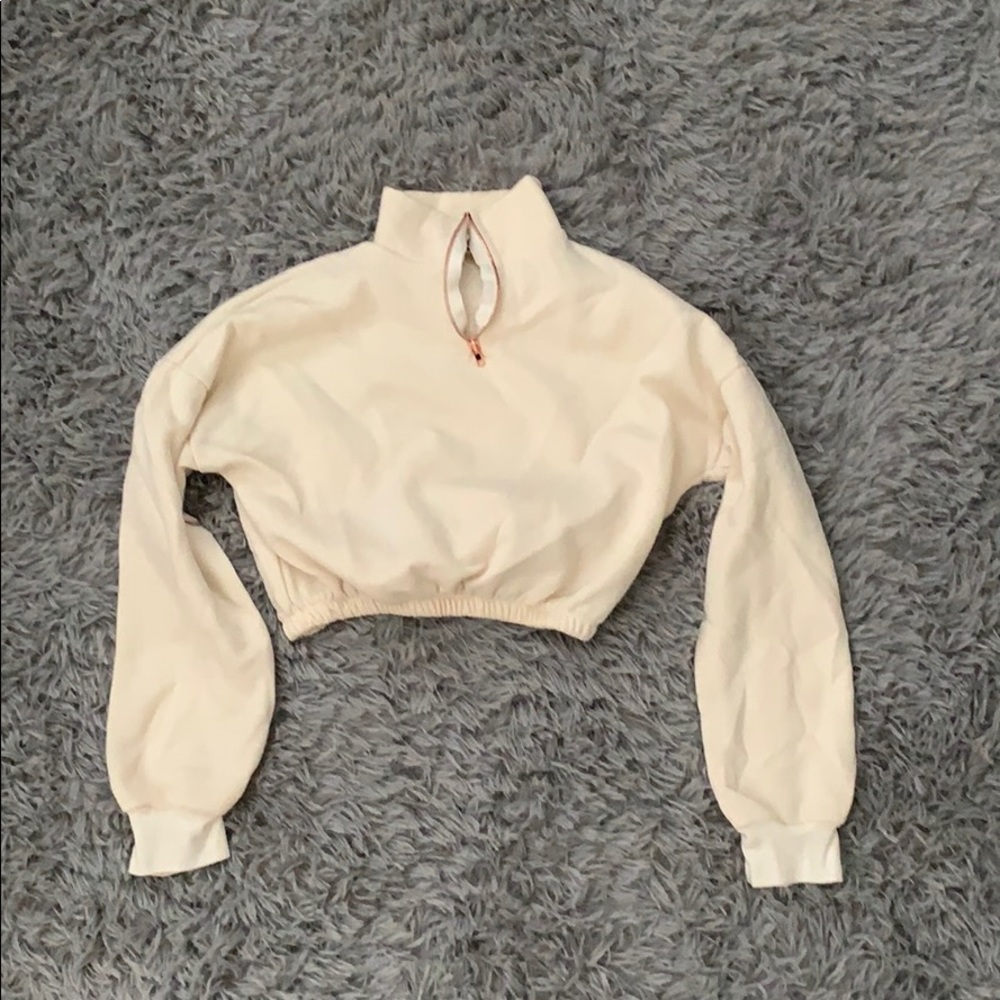 Fashion nova crop tip sweater